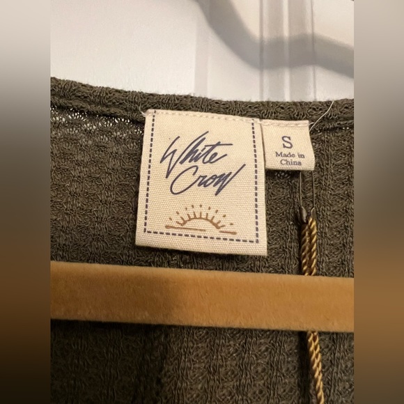 NWT ~ White Crow Olive green long sleeve waffle top - Picture 4 of 5
